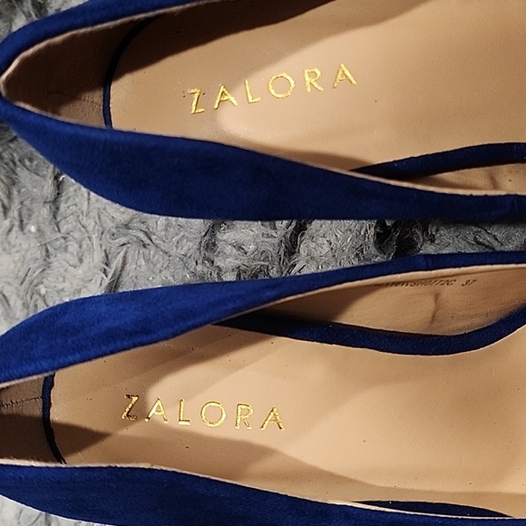 High Heel Pointed Toe Pumps Slip-on. Royal Blue and Red, 6.5 US, 37 EU. - Picture 6 of 16